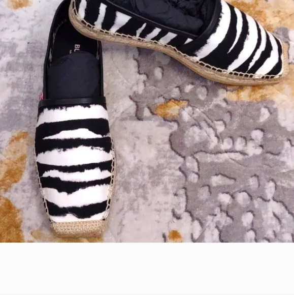 Espadrilles - Picture 4 of 5